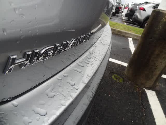 Thumbnail: 2015 Toyota Highlander - 7