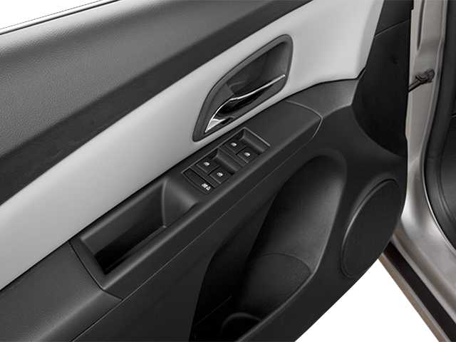 Thumbnail: 2013 Chevrolet Cruze - 12