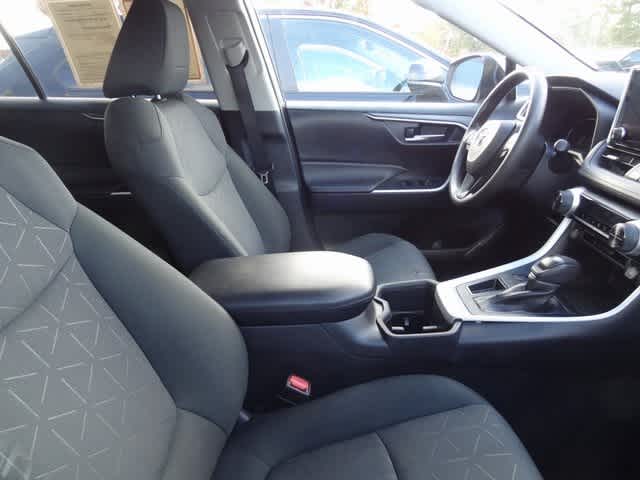 Thumbnail: 2023 Toyota RAV4 - 9