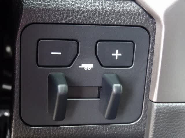 Thumbnail: 2025 Toyota Tacoma - 14