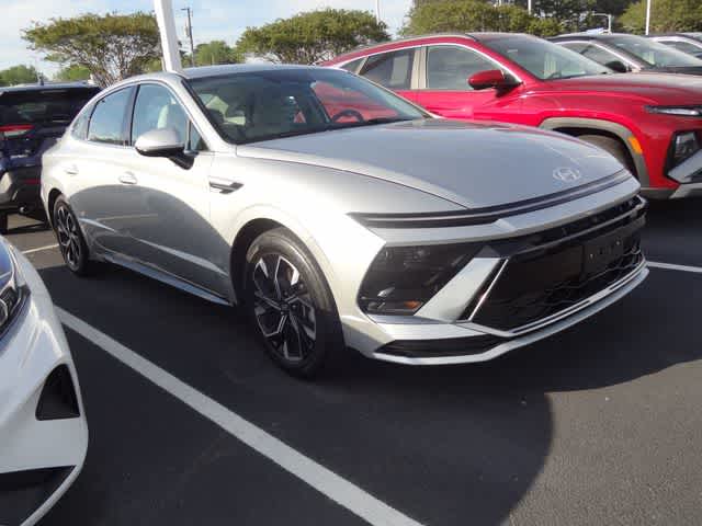 Thumbnail: 2024 Hyundai Sonata - 4