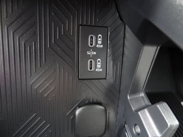 Thumbnail: 2025 Toyota Tacoma - 25