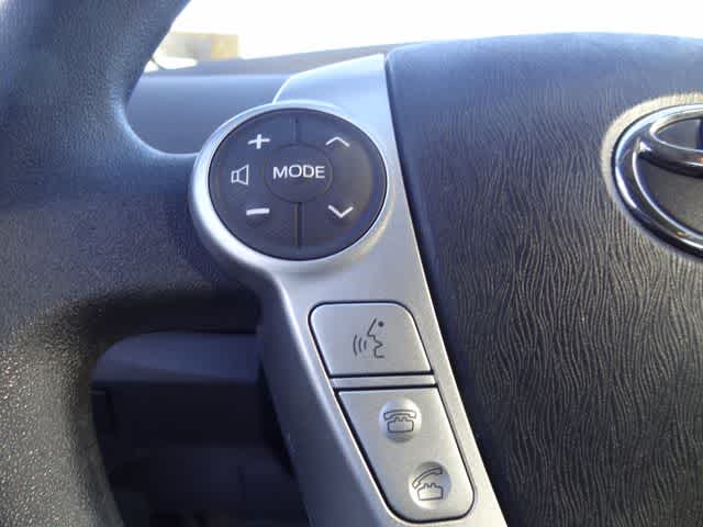 Thumbnail: 2015 Toyota Prius - 10