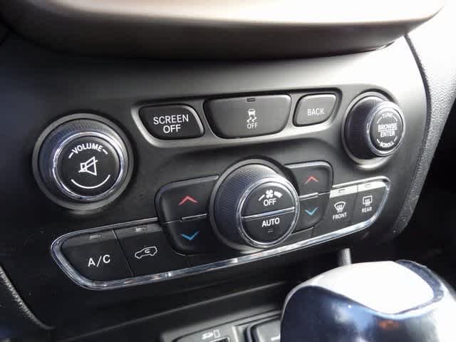 Thumbnail: 2014 Jeep Cherokee - 12