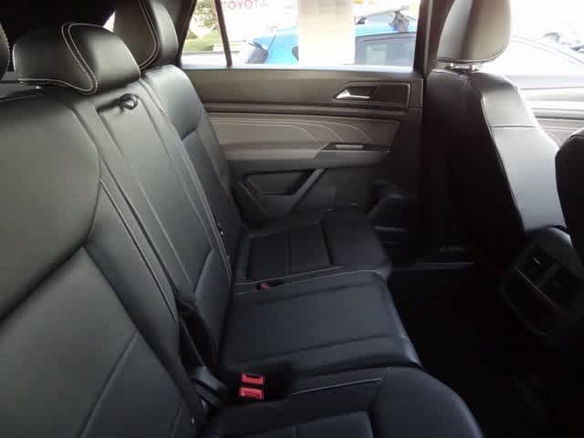 Thumbnail: 2023 Volkswagen Atlas - 10