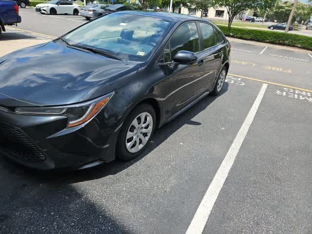 2022 Toyota Corolla LE 3