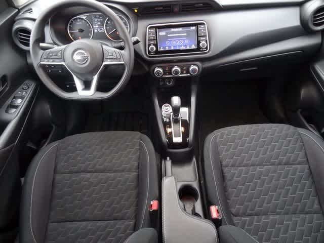 Thumbnail: 2021 Nissan Kicks - 11