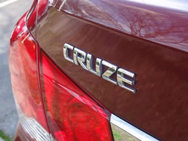 Thumbnail: 2015 Chevrolet Cruze - 26