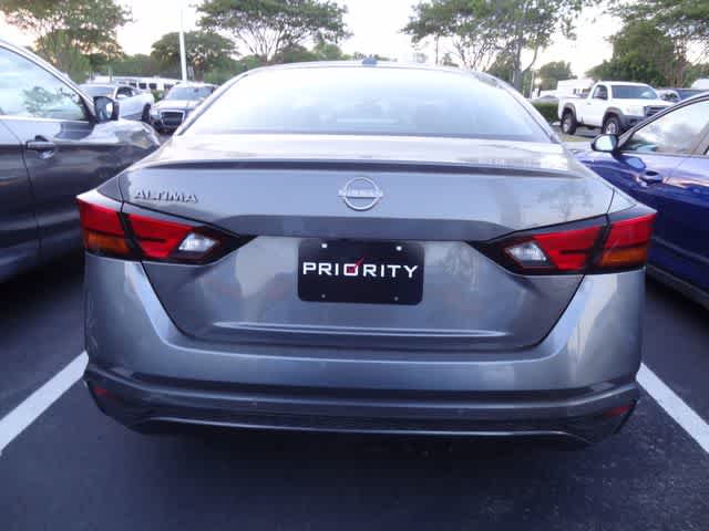 Thumbnail: 2025 Nissan Altima - 6