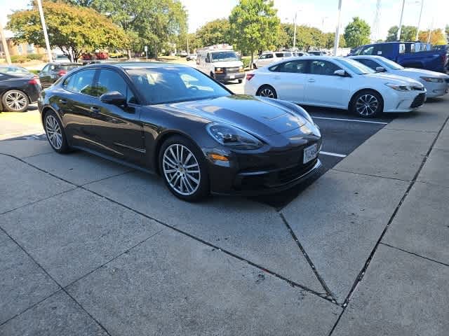 Thumbnail: 2018 Porsche Panamera - 4