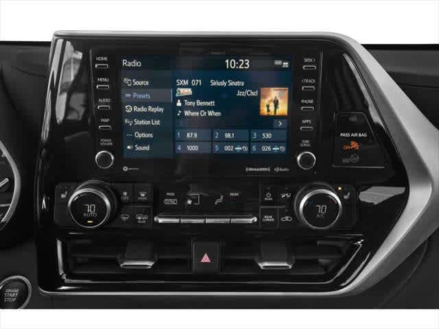 Thumbnail: 2021 Toyota Highlander - 10