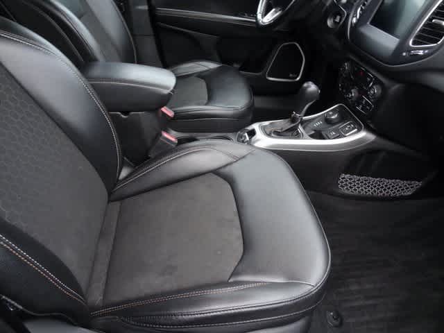 Thumbnail: 2021 Jeep Compass - 24