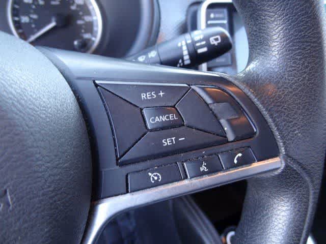 Thumbnail: 2020 Nissan Kicks - 15