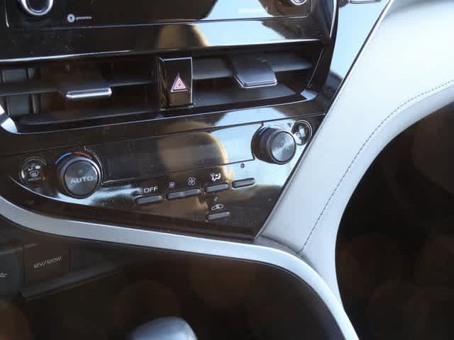 Thumbnail: 2023 Toyota Camry - 15
