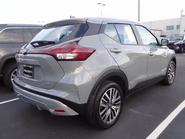 Thumbnail: 2023 Nissan Kicks - 6