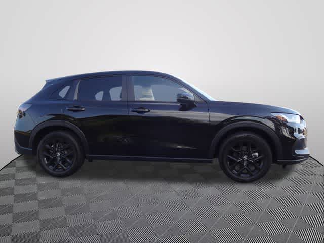 Thumbnail: 2025 Honda HR-V - 4