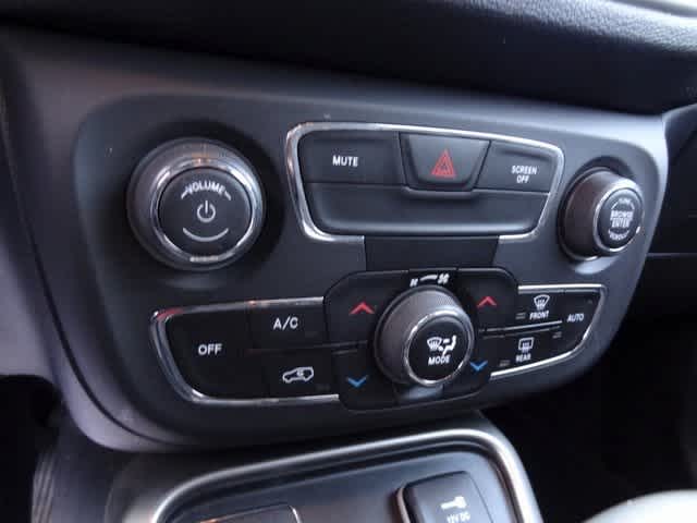 Thumbnail: 2017 Jeep Compass - 14