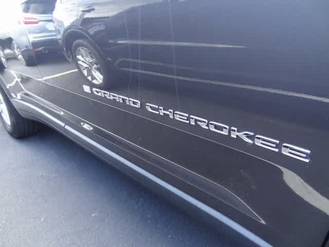 Thumbnail: 2022 Jeep Grand Cherokee - 20