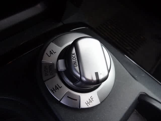 Thumbnail: 2021 Toyota 4Runner - 15
