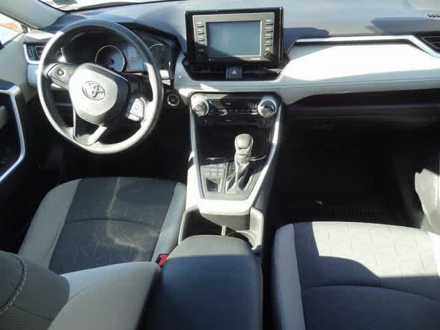 Thumbnail: 2022 Toyota RAV4 - 23