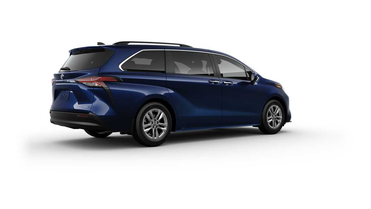 Thumbnail: 2025 Toyota Sienna - 10