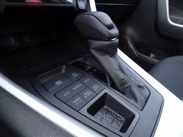 Thumbnail: 2023 Toyota RAV4 - 11