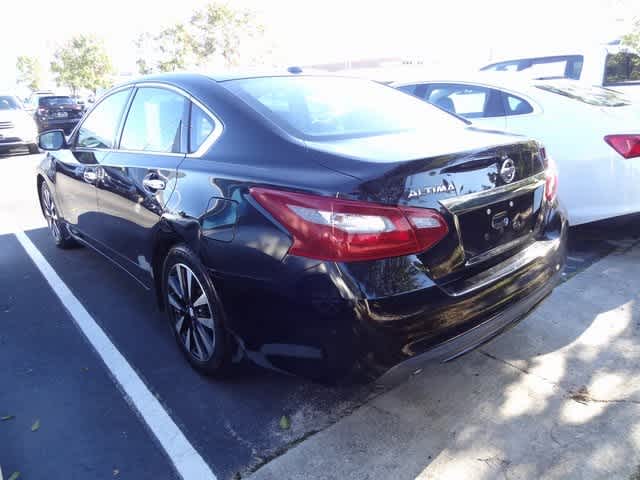 Thumbnail: 2018 Nissan Altima - 6