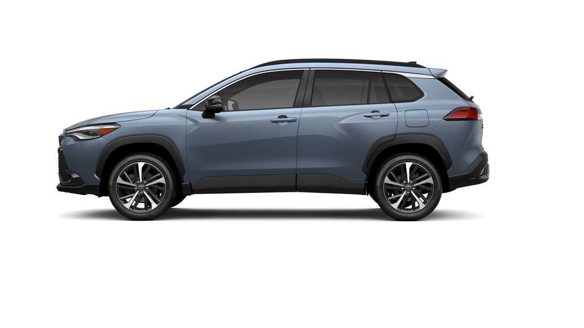 Thumbnail: 2025 Toyota Corolla Cross - 4