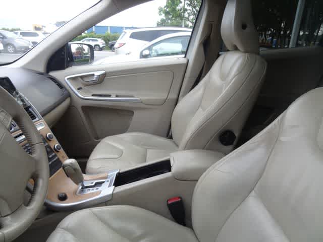 Thumbnail: 2010 Volvo XC60 - 8