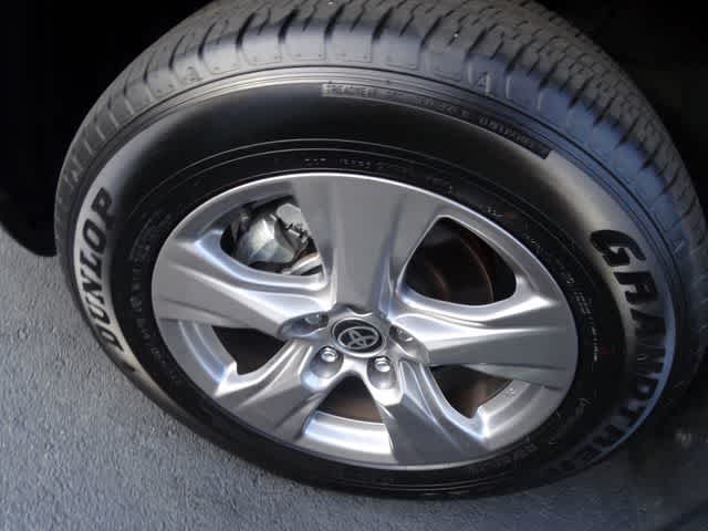 Thumbnail: 2025 Toyota RAV4 - 24