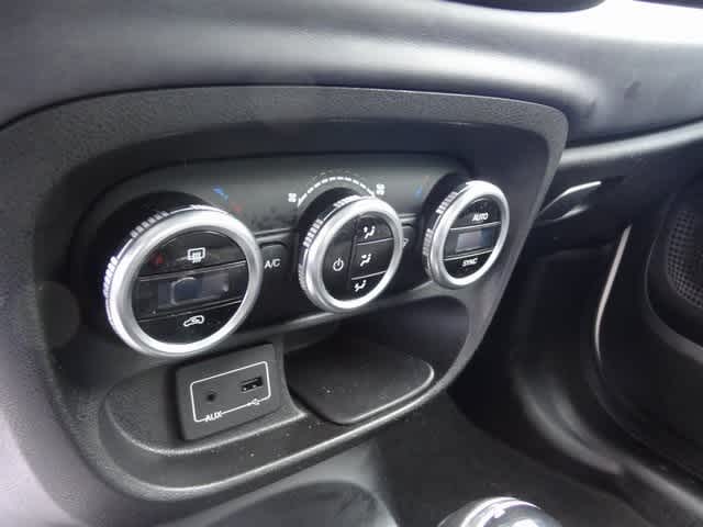 Thumbnail: 2017 Fiat 500L - 9