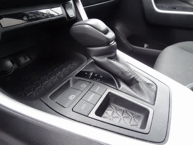 Thumbnail: 2024 Toyota RAV4 - 15