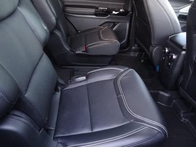 Thumbnail: 2023 Ford Explorer - 20