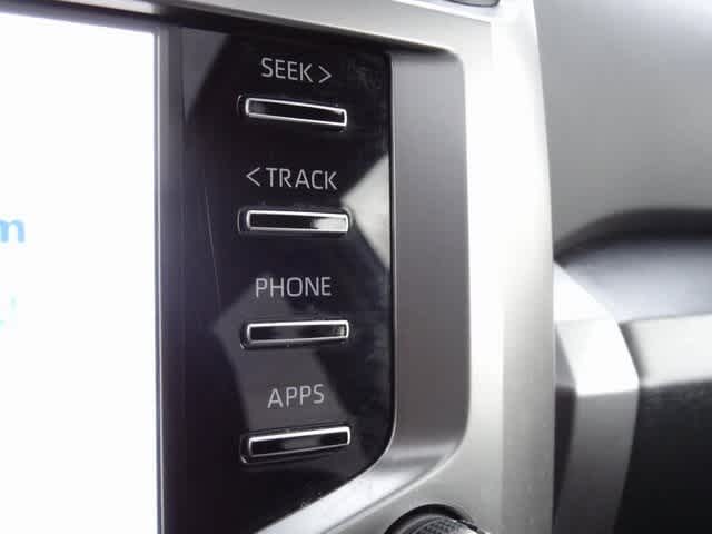 Thumbnail: 2022 Toyota 4Runner - 28