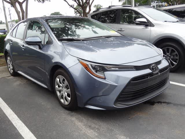 Thumbnail: 2025 Toyota Corolla - 3