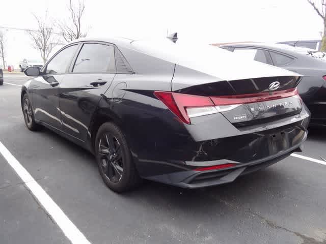 Thumbnail: 2023 Hyundai Elantra - 5