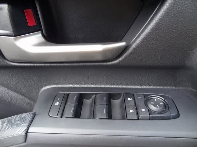 Thumbnail: 2024 Toyota Tacoma - 10