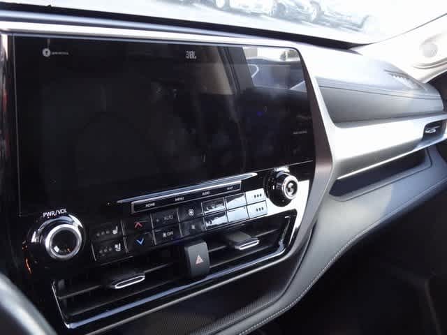 Thumbnail: 2021 Toyota Highlander - 8