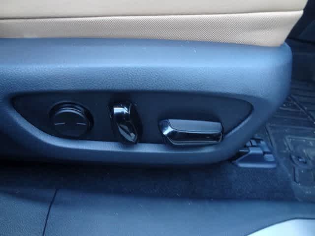 Thumbnail: 2024 Lexus RX - 24