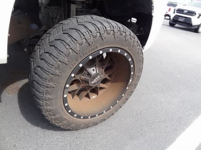 Thumbnail: 2013 Toyota Tundra - 11