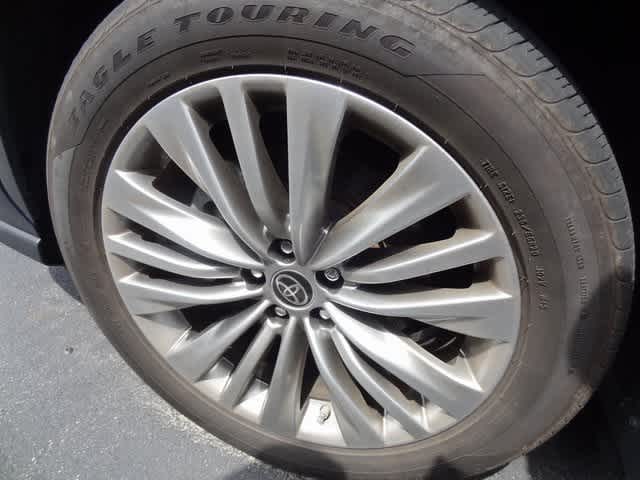 2023 Toyota Highlander Platinum 9