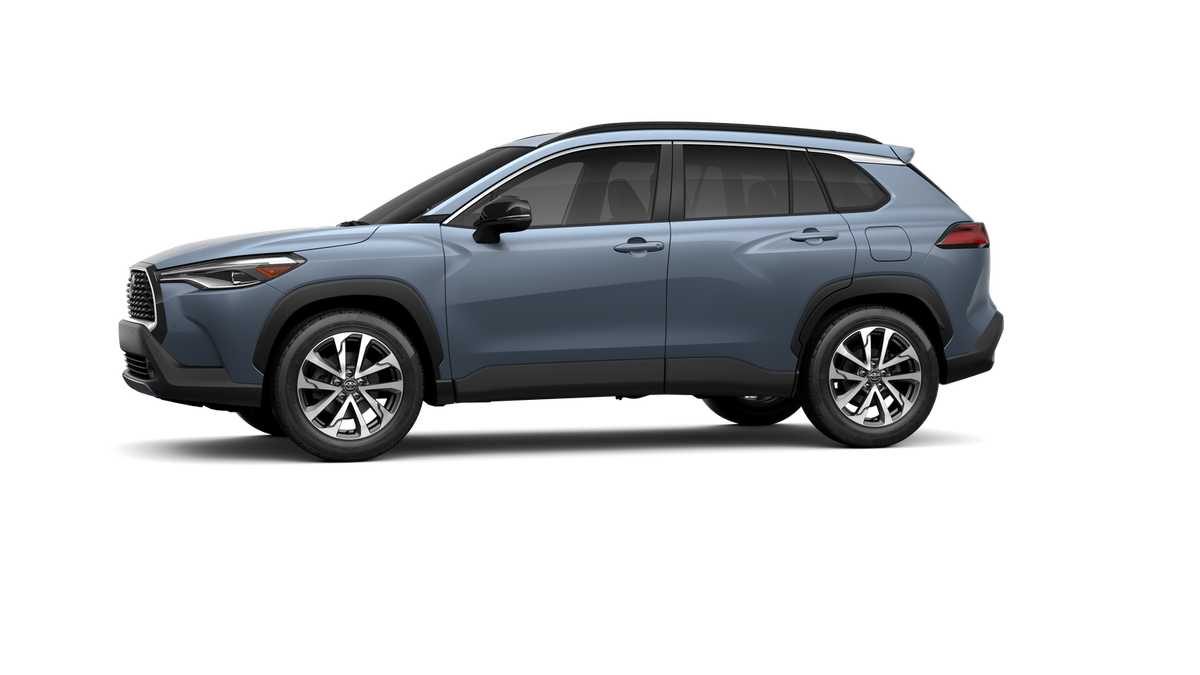 Thumbnail: 2025 Toyota Corolla Cross - 3