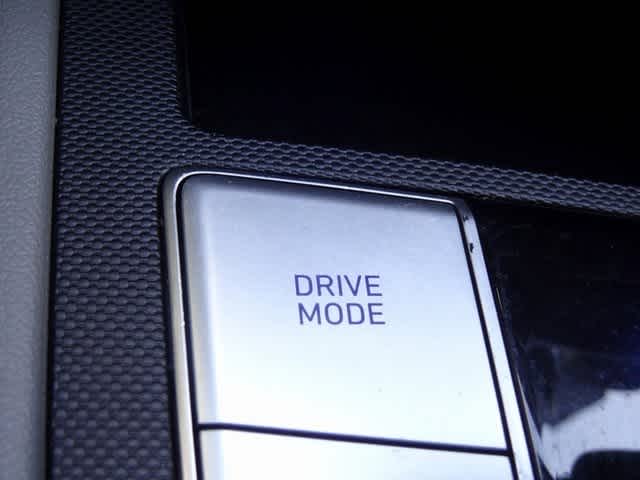 Thumbnail: 2023 Hyundai Elantra - 27