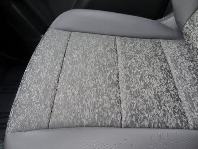 Thumbnail: 2024 Chevrolet Colorado - 31