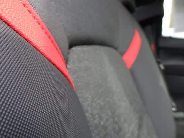 Thumbnail: 2024 Chevrolet Colorado - 11