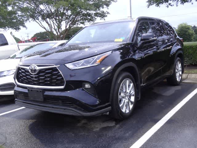 Thumbnail: 2021 Toyota Highlander - 1