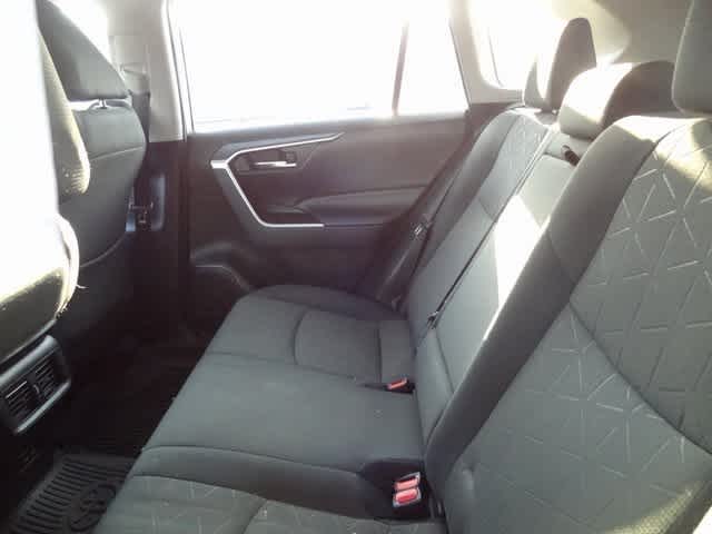 Thumbnail: 2022 Toyota RAV4 - 7