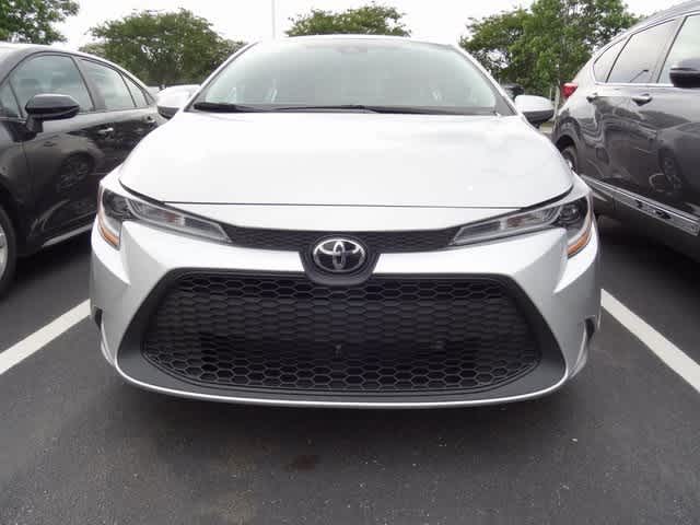 2022 Toyota Corolla LE 2