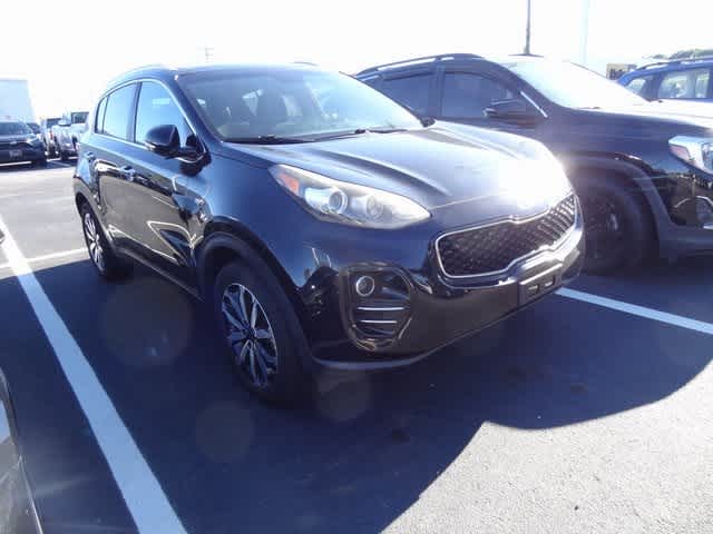 Thumbnail: 2017 Kia Sportage - 3