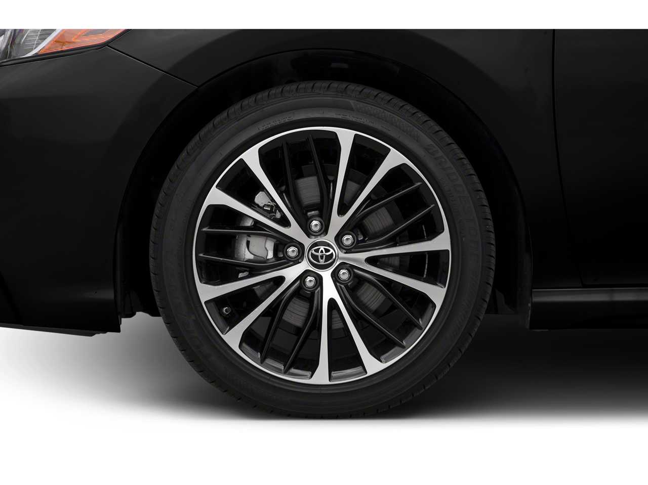 Thumbnail: 2019 Toyota Camry - 11